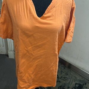Nefertiti Collection Light Orange V neck Short Sleeve Top